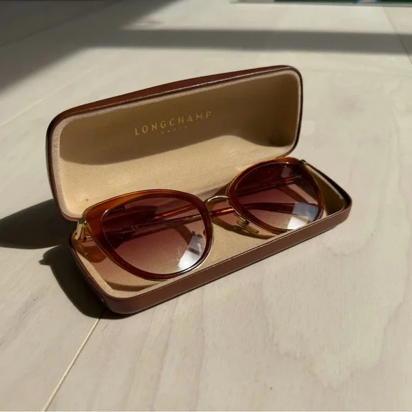 [Longchamp] Women's Brown Frame Sunglasses with Gold Details - Picture 11 of 11